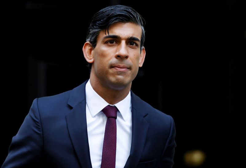 © Reuters. FILE PHOTO: Britain's Chancellor of the Exchequer Rishi Sunak is seen at Downing Street in London