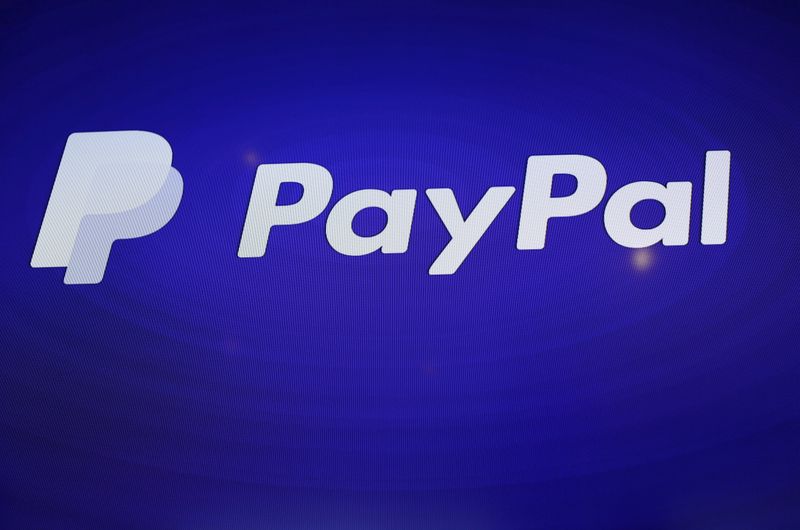 © Reuters. FILE PHOTO: The PayPal logo is seen during an event at Terra Gallery in San Francisco