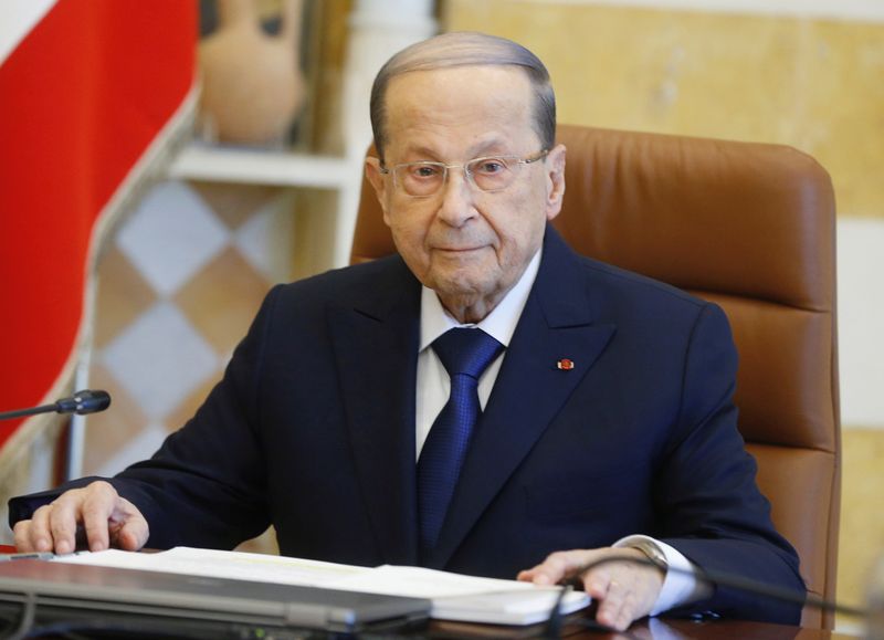 &copy; Reuters. الرئيس اللبناني يتعهد بتحمل مسؤوليته في تكليف رئيس وزراء