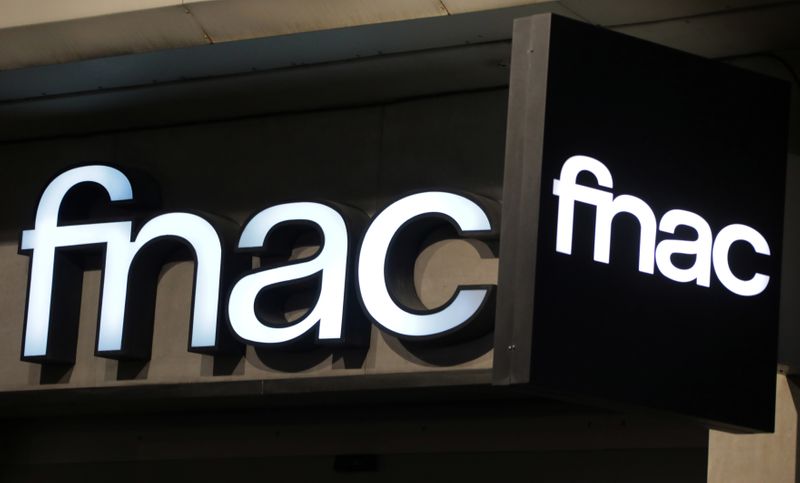 © Reuters. PREMIÈRE HAUSSE DES VENTES TRIMESTRIELLES DE FNAC DARTY SUR L'ANNÉE