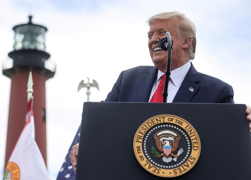 &copy; Reuters. Presidente dos EUA, Donald Trump, durante evento de campanha na Flórida