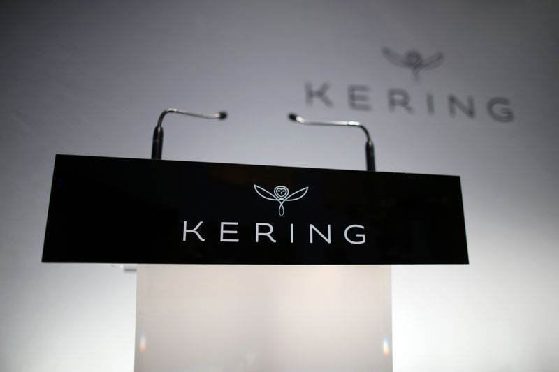 © Reuters. REBOND DES VENTES DE KERING AU 3E TRIMESTRE, CROISSANCE DE GUCCI RALENTIE