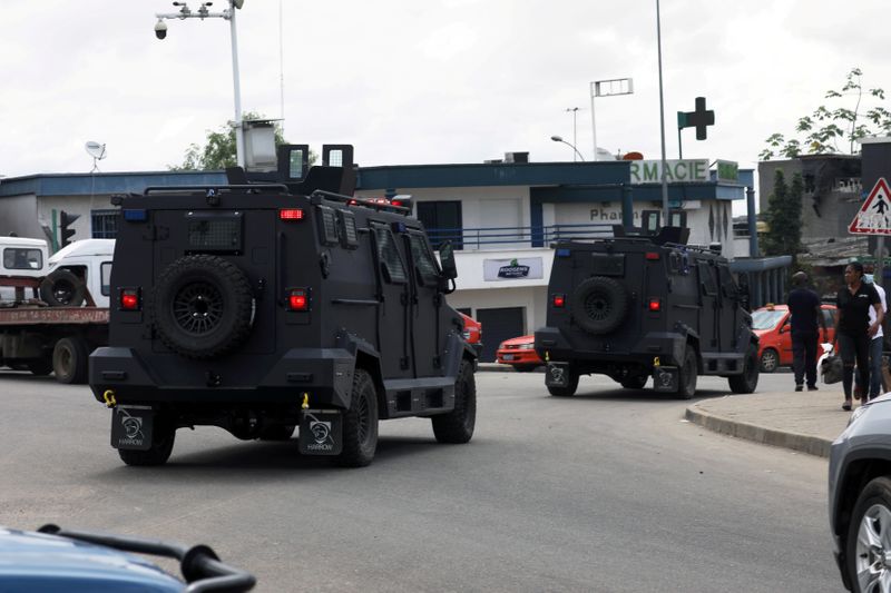 &copy; Reuters. مقتل 10 على الأقل في أعمال عنف في ساحل العاج قبيل انتخابات الرئاسة