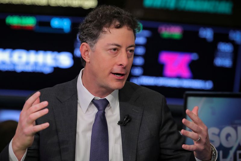 &copy; Reuters. Jeffrey Smith, CEO of Starboard Value LP and Chairman of Papa John&apos;s International Inc., speaks during an interview on CNBC on the floor of the NYSE in New York