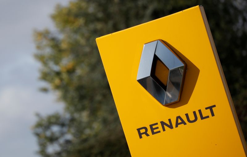 © Reuters. RENAULT: LA BAISSE DES VENTES RALENTIT AU T3, 60% DU PGE UTILISÉS
