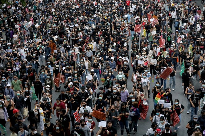 © Reuters. Anti-government protest in Bangkok