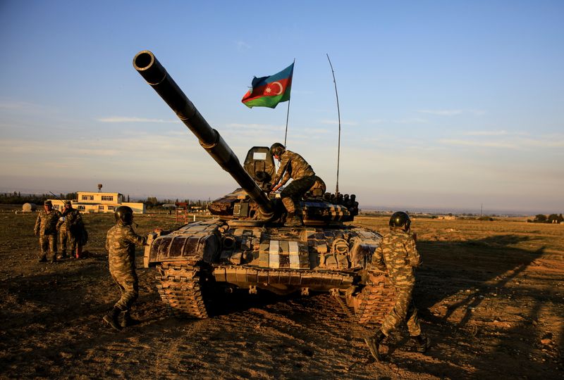 &copy; Reuters. أذربيجان تقول إن قوات أرمينيا خرقت الهدنة وناجورنو قرة باغ تنفي