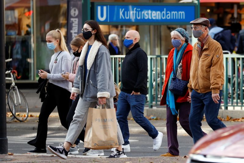 &copy; Reuters. CORONAVIRUS: PRÈS DE 8.700 CAS SUPPLÉMENTAIRES EN ALLEMAGNE