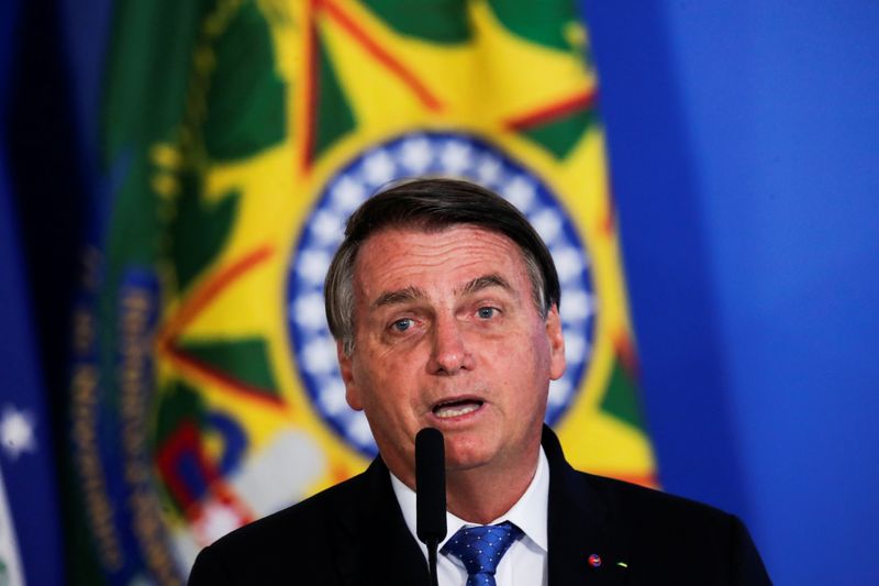 &copy; Reuters. コロナ治療法、ワクチンよりも容易で安価＝ブラジル大統領