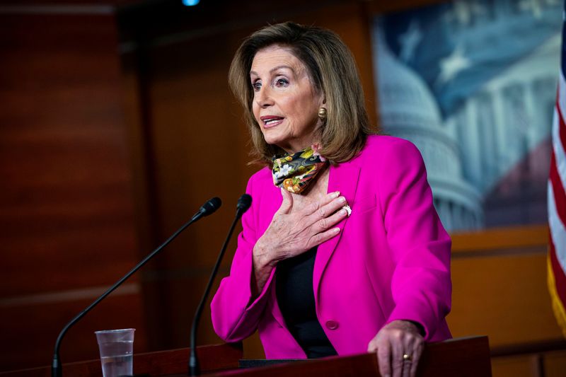 © Reuters. FILE PHOTO: U.S. House Speaker Nancy Pelosi (D-CA) speaks during a news conference on Capitol Hill