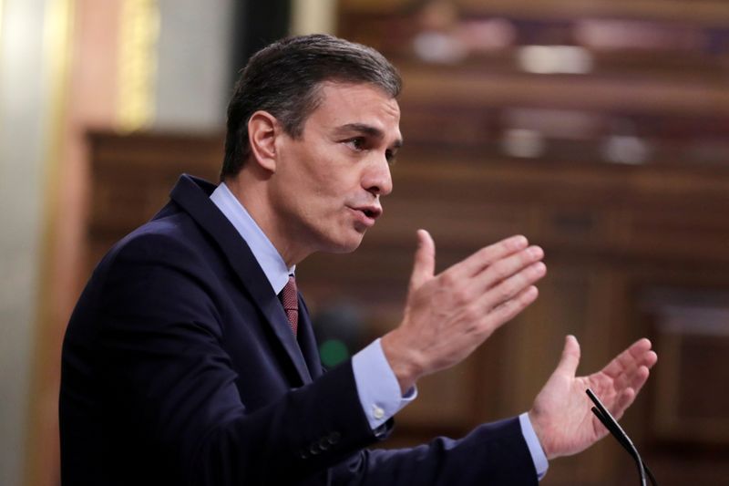 &copy; Reuters. FILE PHOTO: Spain&apos;s PM Sanchez speaks during a session at Parliament in Madrid