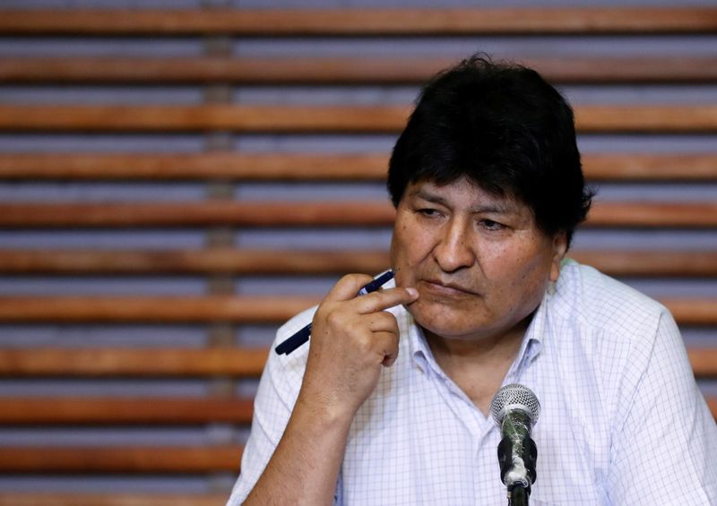 &copy; Reuters. Evo Morales durante entrevista coletiva em Buenos Aires