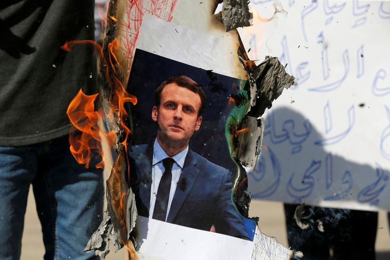 &copy; Reuters. فرنسا تدعو مواطنيها للحذر مع تصاعد الغضب في العالم الإسلامي