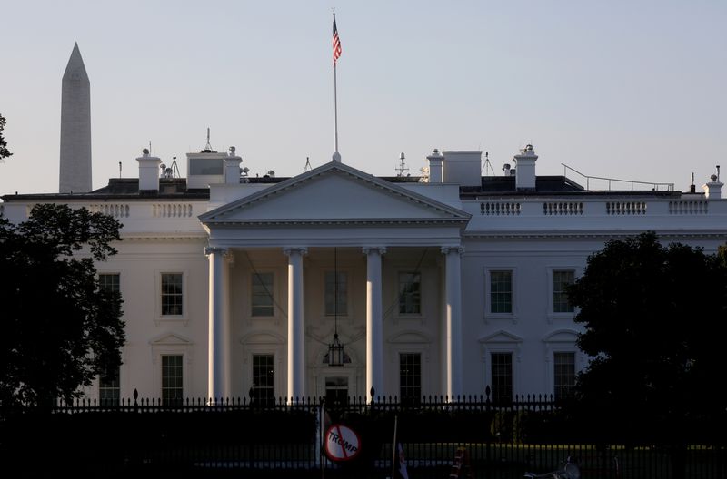 &copy; Reuters. FOTO DE ARCHIVO: Vista general de la Casa Blanca, Washington, EEUU. 7 de octubre de 2020