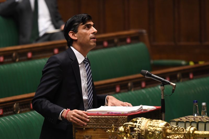 © Reuters. Britain's Chancellor of the Exchequer Rishi Sunak speaks at the House of Commons in London