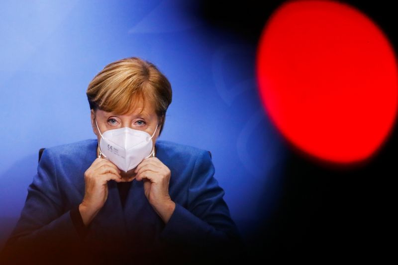 © Reuters. German Chancellor Angela Merkel holds a news conference in Berlin