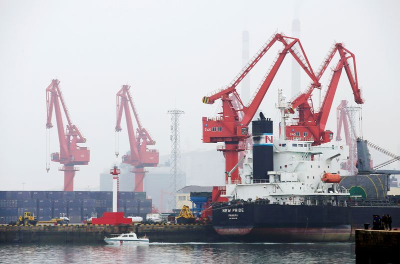 &copy; Reuters. FILE PHOTO: A crude oil tanker is seen at Qingdao Port, Shandong province, China