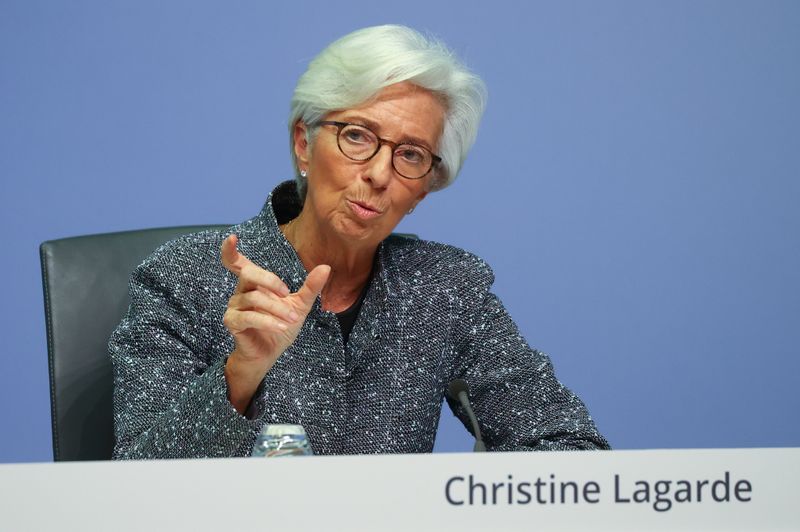 &copy; Reuters. La presidente della Bce Christine Lagarde durante una conferenza stampa a Francoforte