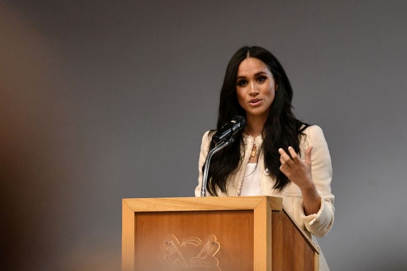 &copy; Reuters. FILE PHOTO: Britain&apos;s Meghan, Durchess of Sussex, speaks during a school assembly