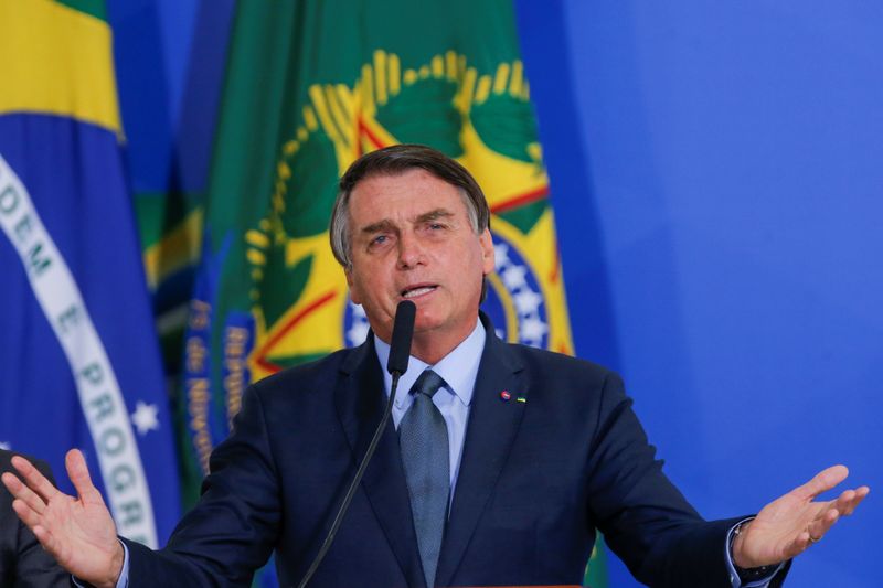 &copy; Reuters. Presidente Jair Bolsonaro durante cerimônia no Palácio do Planalto