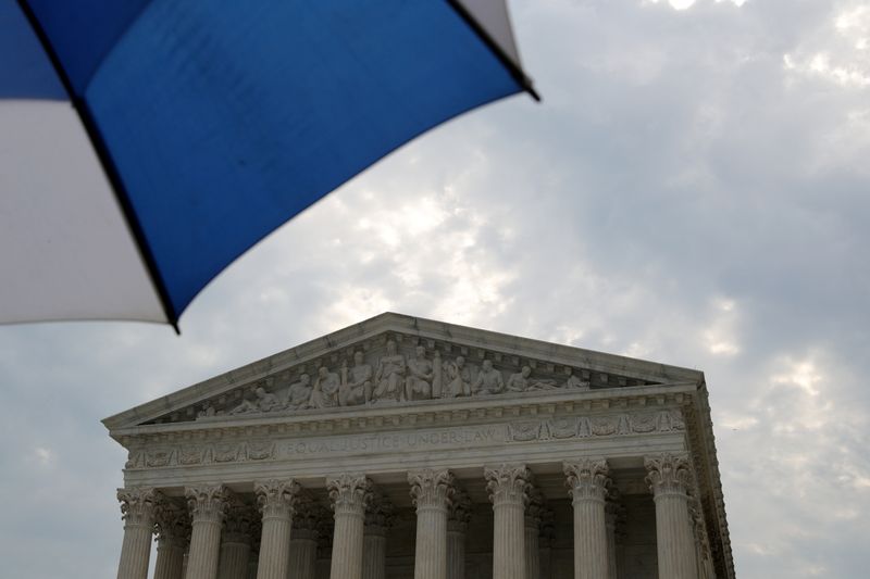 &copy; Reuters. FILE PHOTO: General view of the United States Supreme Court building in Washington