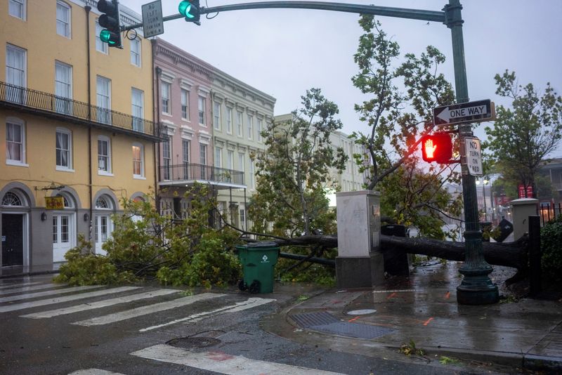 &copy; Reuters. Hurricane Zeta in New Orleans