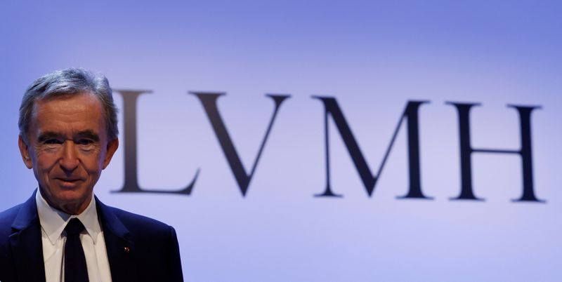&copy; Reuters. FILE PHOTO: LVMH luxury group Chief Executive Bernard Arnault announces their 2019 results in Paris