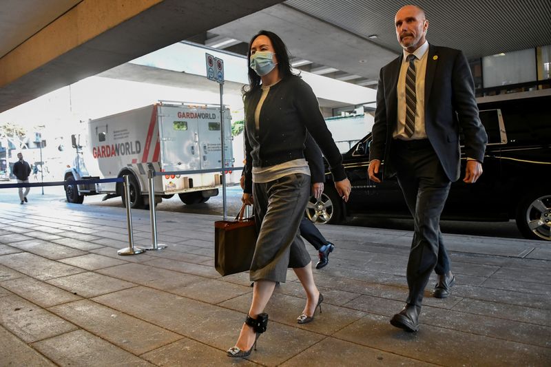 &copy; Reuters. FILE PHOTO: Huawei Technologies Chief Financial Officer Meng Wanzhou returns to court following a lunch break in Vancouver