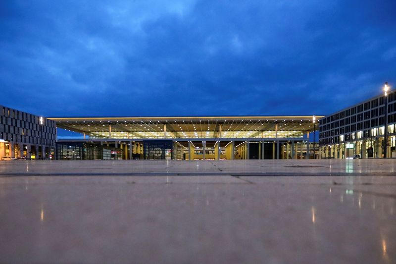 &copy; Reuters. A general view of the new Berlin-Brandenburg Airport&apos;s buiding in Schoenefeld