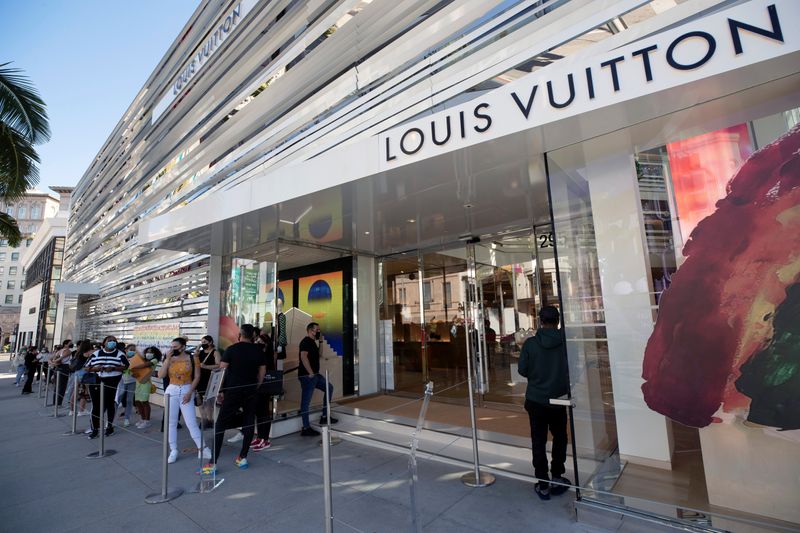 &copy; Reuters. Loja da Louis Vuitton em Beverly Hills