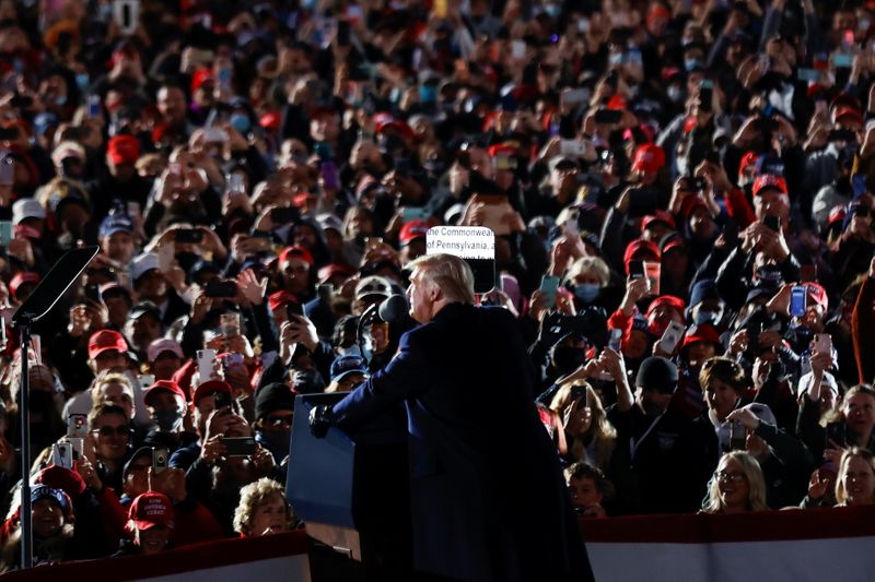 &copy; Reuters. U.S. President Donald Trump attends campaign events in Pennsylvania