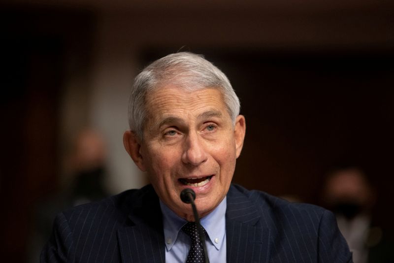 &copy; Reuters. FILE PHOTO: Fauci, Redfield testify at U.S. Senate hearing on coronavirus response in Washington