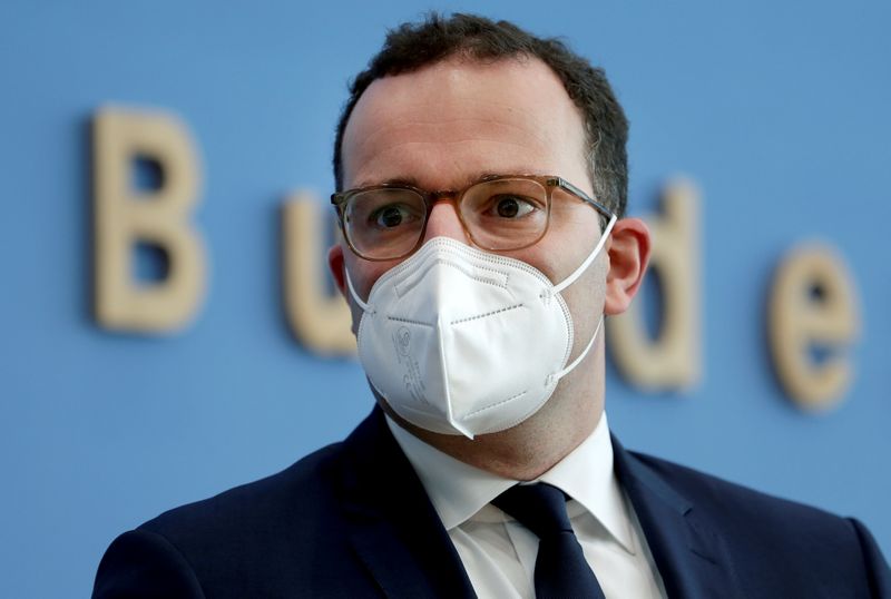 &copy; Reuters. Ministro da Saúde da Alemanha, Jens Spahn, em Berlim