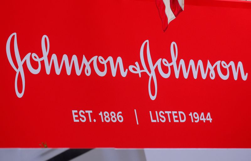 &copy; Reuters. FILE PHOTO: The company logo for Johnson &amp; Johnson is displayed to celebrate the 75th anniversary of the company&apos;s listing at the NYSE in New York
