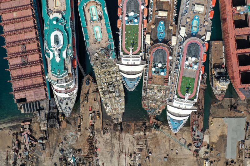 &copy; Reuters. FILE PHOTO: A drone image shows decommissioned cruise ships being dismantled at Aliaga ship-breaking yard in the Aegean port city of Izmir