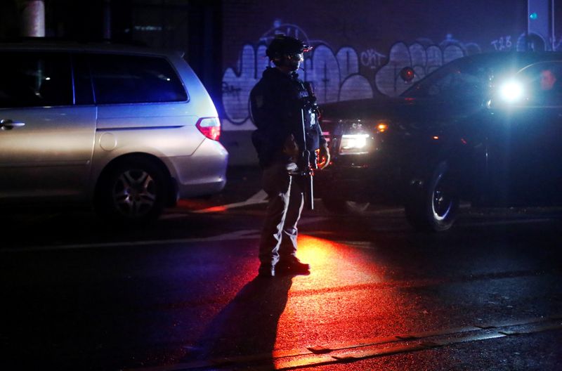 &copy; Reuters. اعتقال 8 في مدينة سياتل الأمريكية بعد احتجاجات مناهضة للعنصرية