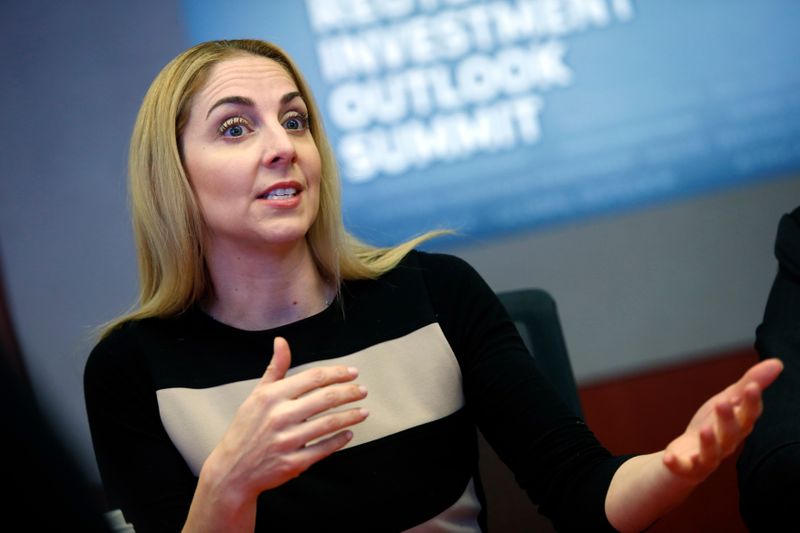 © Reuters. Nancy Davis, Managing Partner and Chief Investment Officer of Quadratic Capital Management LLC speaks at the Reuters Global Investment Outlook Summit in New York