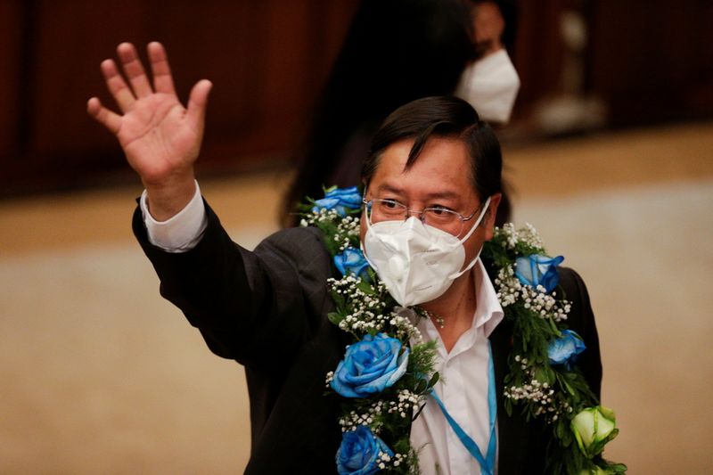 &copy; Reuters. El presidente electo de Bolivia, Luis Arce, asiste a una ceremonia para recibir sus cartas credenciales luego de las elecciones nacionales, en La Paz