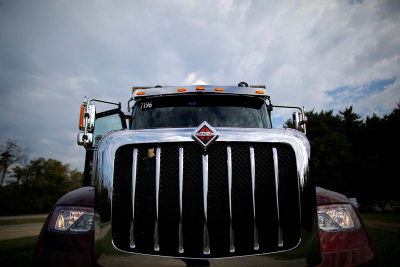 © Reuters. FILE PHOTO: A Navistar HX Series truck is photographed at the Navistar Proving Grounds in New Carlisle
