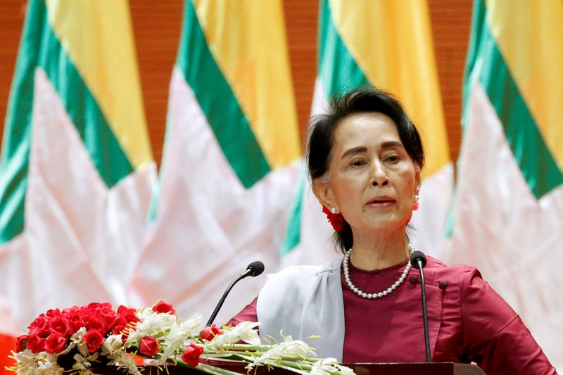&copy; Reuters. بدء انتخابات عامة في ميانمار من المرجح فوز حزب سو كي فيها