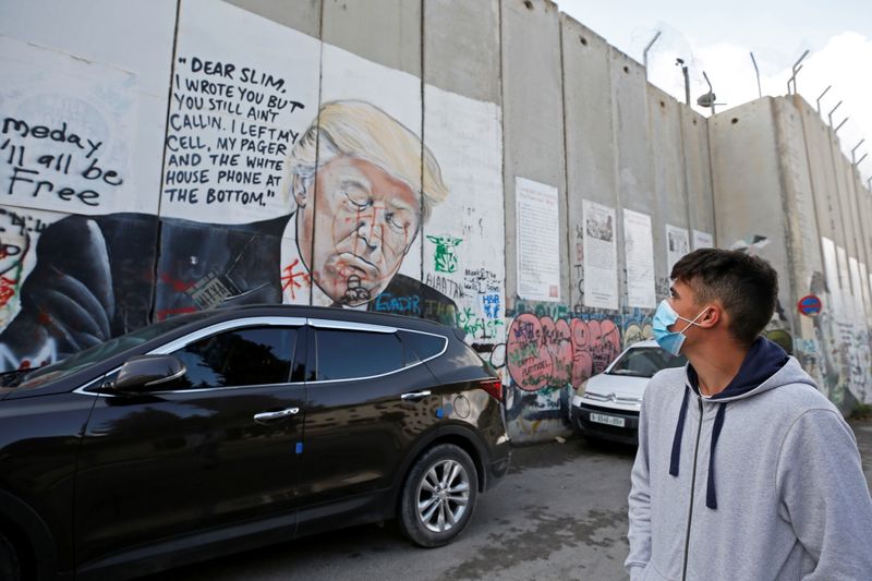 © Reuters. بين الحب والكراهية .. ترامب ترك بصمته على صراع الشرق الأوسط