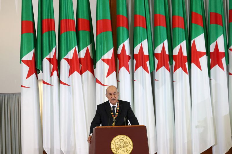 &copy; Reuters. الجزائر تقول الرئيس تبون بصدد اتمام بروتوكول العلاج في المستشفى بألمانيا