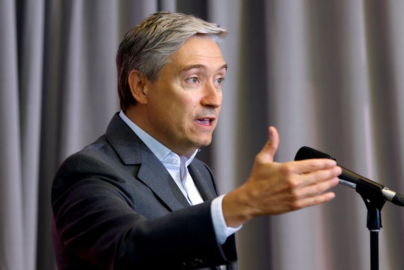 © Reuters. FILE PHOTO: Canada's Minister of Foreign Affairs Champagne speaks to media at a cabinet retreat in Ottawa