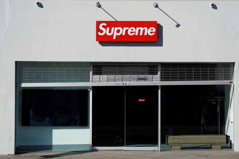 &copy; Reuters. A Supreme clothing store is seen on Fairfax in Los Angeles, California