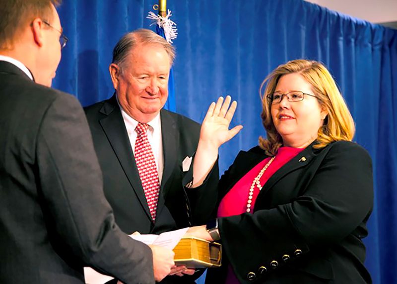 © Reuters. U.S. General Services Administration Administrator Emily W. Murphy sworn in Washington