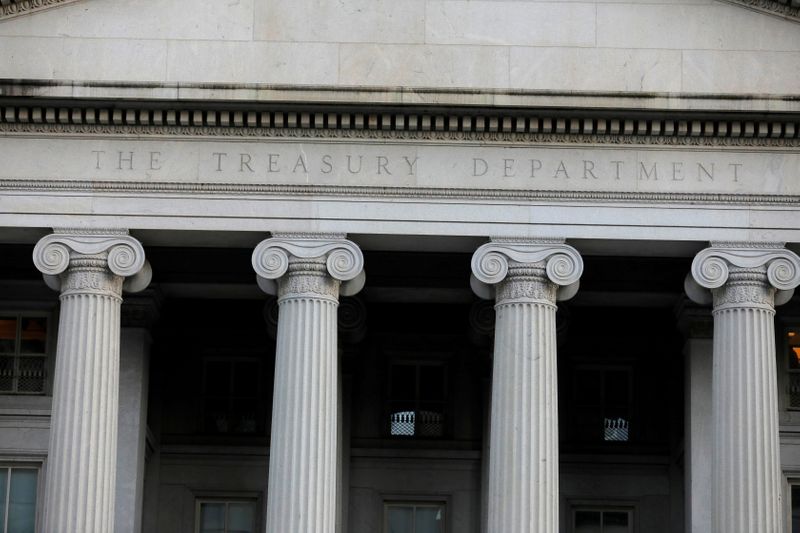 &copy; Reuters. FILE PHOTO: The United States Department of the Treasury is seen in Washington, D.C.