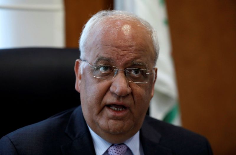 &copy; Reuters. ردود فعل على وفاة كبير المفاوضين الفلسطينيين صائب عريقات