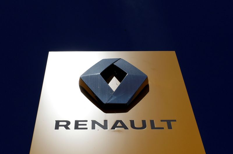 © Reuters. LA CONTRIBUTION DE NISSAN AUX RÉSULTATS DE RENAULT NÉGATIVE DE 30 MILLIONS D'EUROS POUR LE TROISIÈME TRIMESTRE