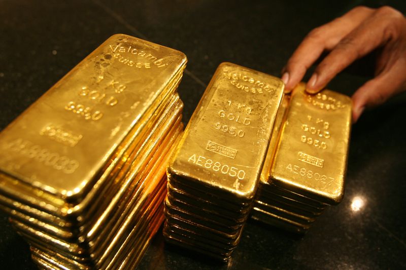 &copy; Reuters. أرفع هيئة بسوق الذهب تهدد بضم الإمارات ودول أخرى إلى قائمتها السوداء