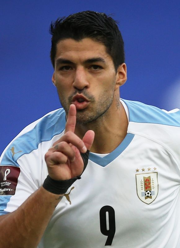 &copy; Reuters. أوروجواي تهزم كولومبيا 3-صفر في تصفيات كأس العالم